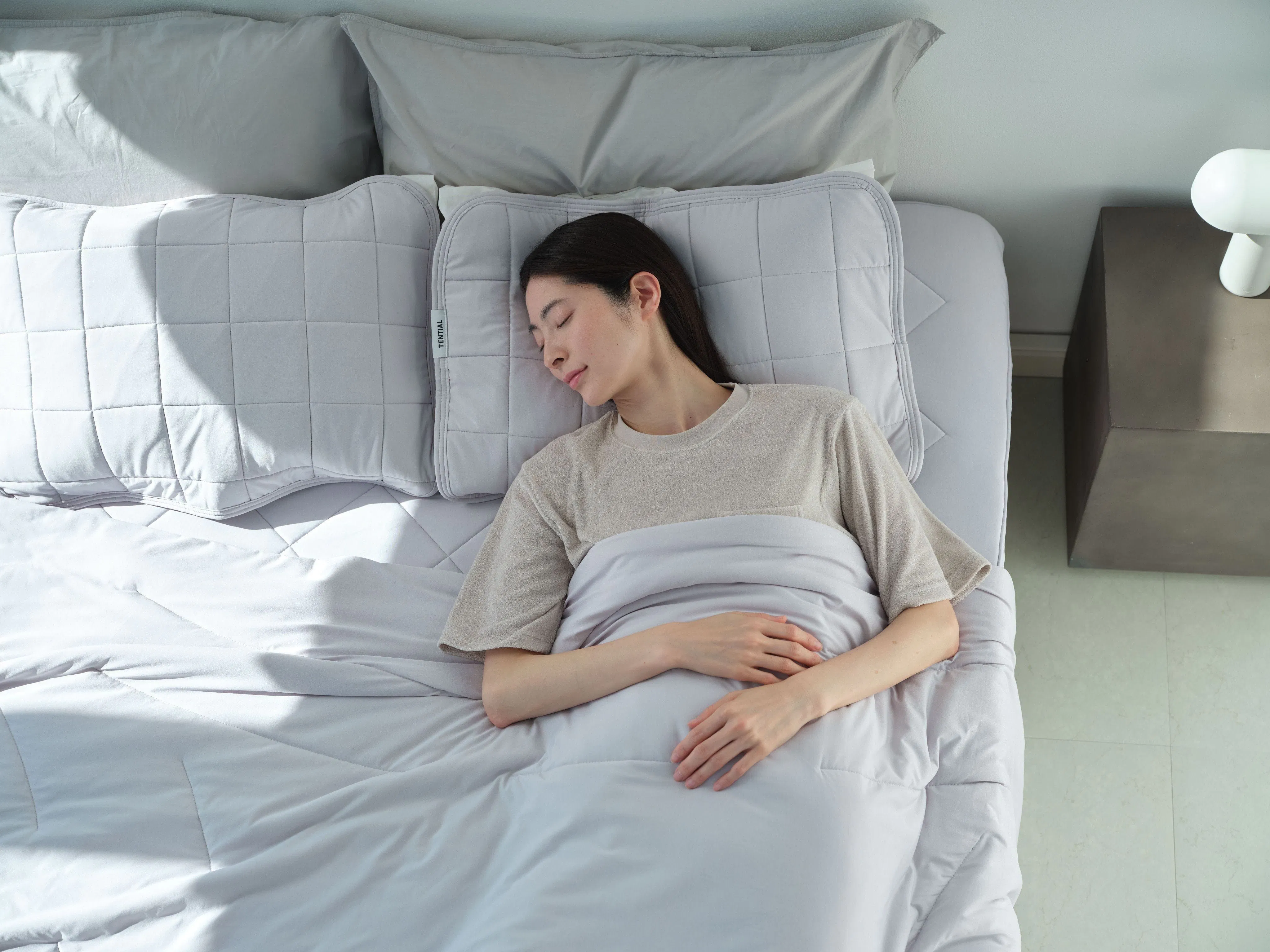 「蒸れ感」が睡眠の質を下げる湿度が体感温度を決める